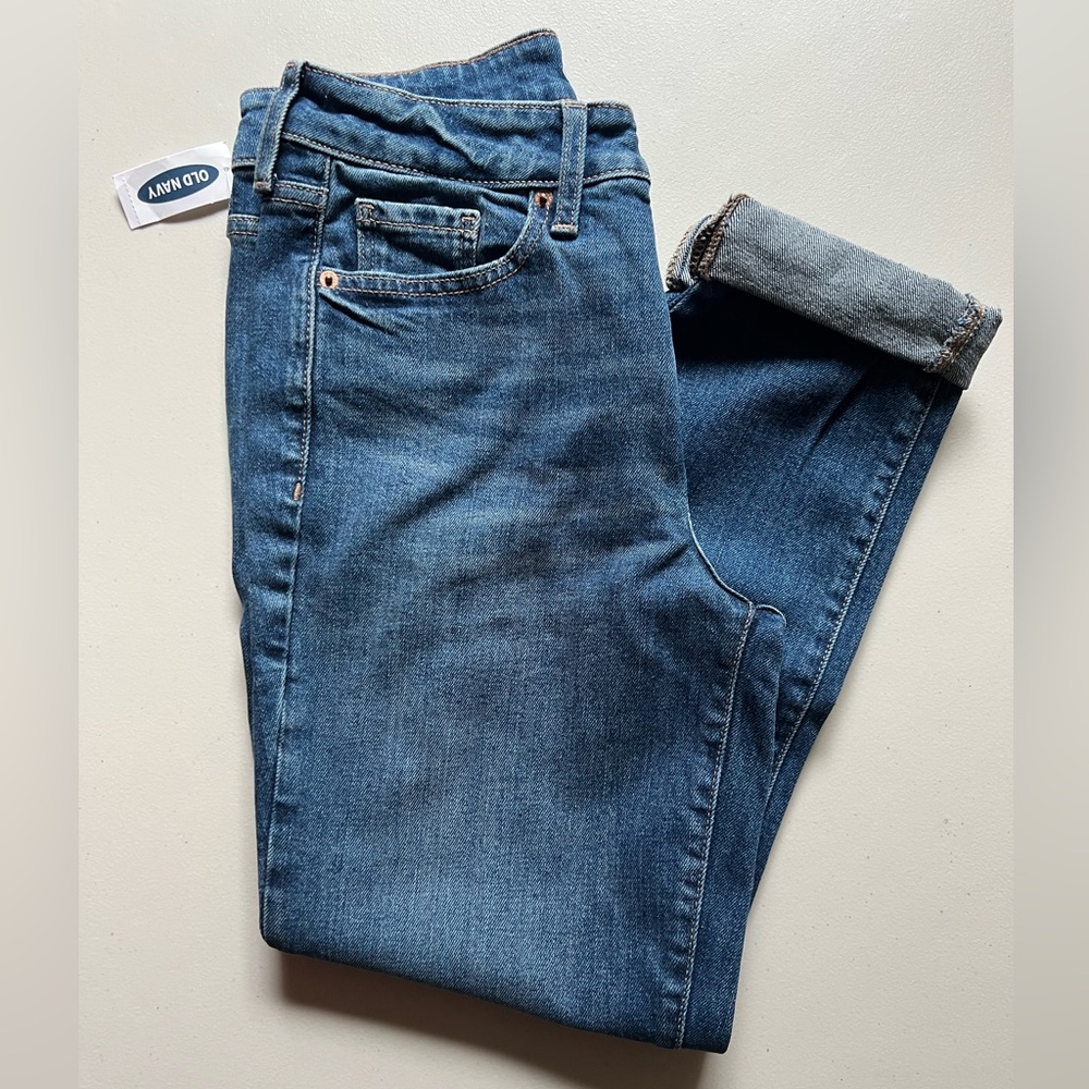 Womens Old Navy, dark wash, denim jeans. Size 4